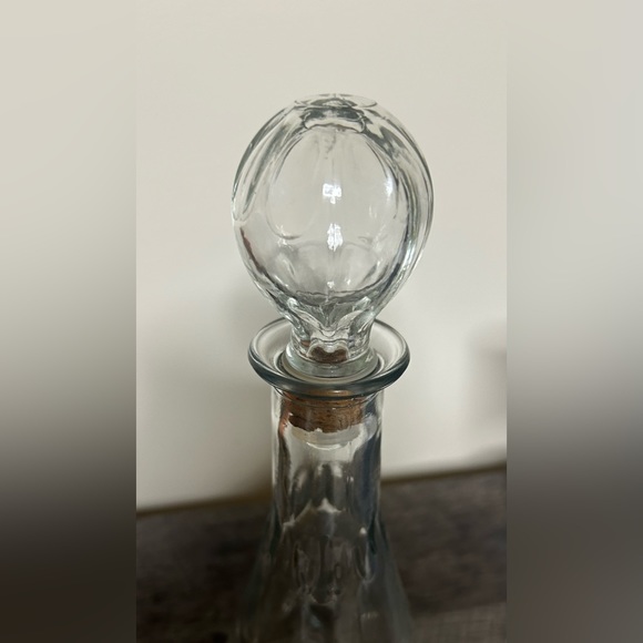 Vintage Thumbprint Decanter. - Picture 2 of 3